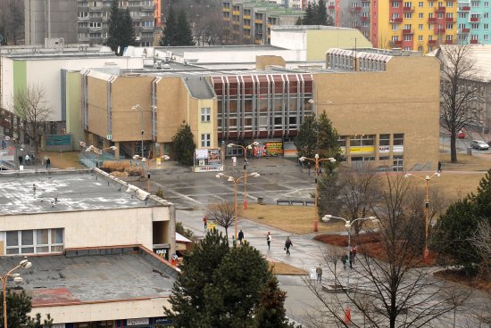 Způsob provozování kopřivnického kulturního domu v dalších letech se stal oříškem, který zastupitelstvo na první pokus nedokázalo rozlousknout a bude se k němu v nejbližší době vracet.
FOTO: DAVID MACHÁČEK