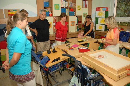 V rámci dne otevřených dveří speciální školy Motýlek si zájemci prohlédli nejen jednotlivé třídy, ale i netradiční pomůcky.
FOTO: DAVID MACHÁČEK