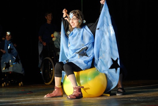 S vystoupením symbolicky nazvaným Hvězdy se na Motýlku předvedly děti z rehabilitační třídy místní Základní a Mateřské školy Motýlek.
FOTO: DAVID MACHÁČEK