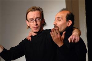 Divadelní soubor DivaDno, jehož členové mají osobní zkušenost s životem na ulici, minulou neděli uvedl v Katolickém domě divadelní inscenaci Renata in memoriam.
FOTO: DAVID MACHÁČEK