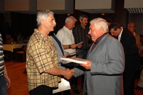 V rámci výročí kopřivnické házené byl mezi oceněnými veterány zdejšího klubu také Jiří Rohan, který se sportu aktivně věnuje i nadále.
FOTO: DAVID MACHÁČEK