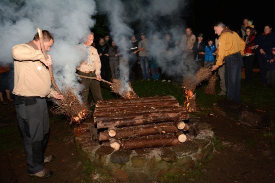Kopřivnický skautský oddíl Stopaři si v sobotu připomněl půlstoletí od svého založení. Součástí celodenního programu byl také slavnostní táborák.
FOTO: DAVID MACHÁČEK