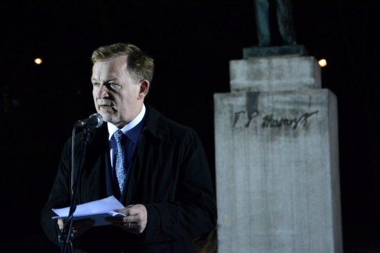 Oficiální oslava výročí založení samostatného státu  proběhla tradičně před pomníkem prezidenta Tomáše Garrigue Masaryka, letos přímo 28. října. 
FOTO: DAVID MACHÁČEK