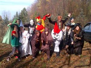 Letos se družina šostýnských strašidel rozrostla o postavu ducha Kata. Zájem o procházku s programem byl letos rekordní.
FOTO: ARCHIV DDM