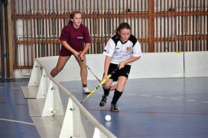Dívky ZŠ Alšova porazily mimo jiné Štramberk a radovaly se z prvenství.
FOTO: J. FEILHAUEROVÁ
