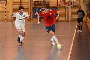 Tým Getafe porazil ve finále turnaje O putovní pohár Tatra Trucks a.s. Kopřivnice Jokerit 1:0 a třetím vítězstvím na tomto turnaji v řadě získal trofej navždy.
FOTO: DAVID MACHÁČEK