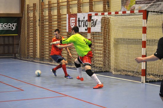 Mužstvo Getafe vybojovalo pod vedením kapitána Martina Kapsy vítězství v Ámos Cupu 2014 a tato trofej přibude k té z turnaje O putovní pohár Tatry.
FOTO: KRISTINA ČABLOVÁ