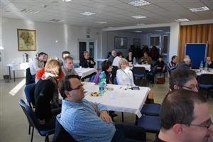 Na jednání pracovní skupiny Image města k aktualizaci Strategického plánu přišlo nejvíc občanů, kteří vznášeli své návrhy a připomínky.
FOTO: DANA HOĎÁKOVÁ