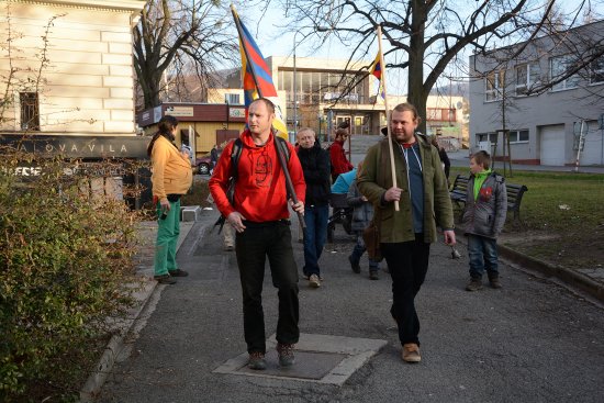 Kopřivnice znovu vyjádřila podporu Tibetu v jeho boji za nezávislost. Na radnici zavlála vlajka himálajského státu a městem prošel již tradiční Zvonkový průvod
FOTO: DAVID MACHÁČEK