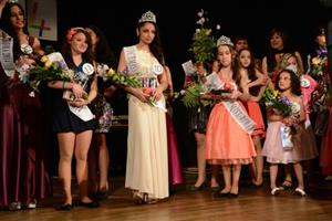 Po dlouhých sedmi letech se kopřivnický Katolický dům stal znovu místem volby romské královny krásy.
FOTO: DAVID MACHÁČEK