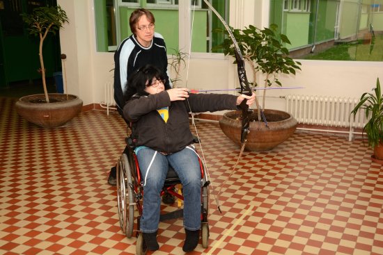 Lukostřelba byla jako jedna z tradičních disciplín sportovních her tělesně postižených zachována i letos.
FOTO: DAVID MACHÁČEK