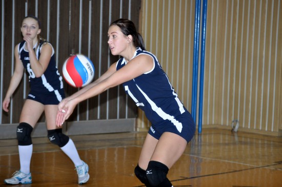 Kadetky si na domácí palubovce připsaly s hlučínským družstvem bilanci jedné výhry a jedné prohry a v tabulce MS přeboru jim patří pátá příčka.
FOTO: KRISTINA ČABLOVÁ