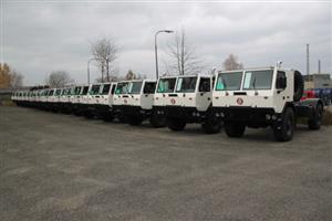 Šestnáct zbrusu nových tatrovek se v těchto dnech vydává na dalekou cestu do Mexika, kde budou sloužit tamní vládě při bojích s povodněmi.
FOTO: TATRA TRUCKS