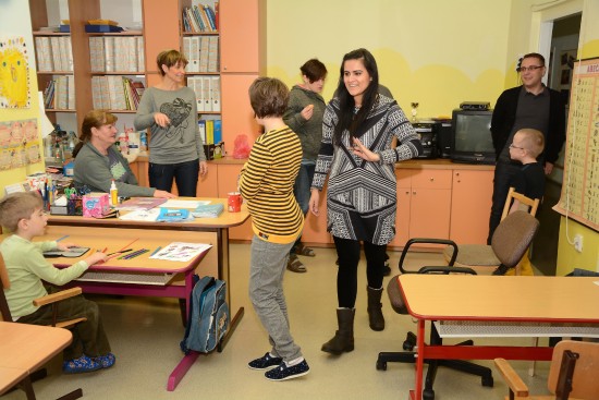 Pedagogové z londýnské speciální školy Phoenix při plánování vzájemné spolupráce už dvakrát navštívili místní Dětské centrum Motýlek.
FOTO: DAVID MACHÁČEK