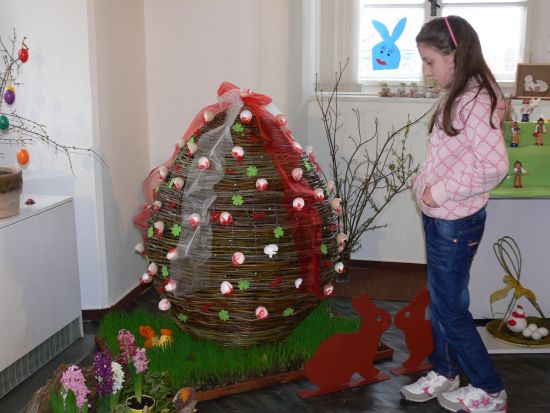 Dominantou Jarní výstavy v Trnávce se stalo více než metr obří vejce z proutí, které za účelem výstavy vytvořil jeden z místních zahrádkářů.
FOTO: ILONA MAZALOVÁ