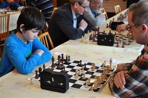 Jednota Orel Lubina pořádala velikonoční turnaj v šachu, kterého se účastnil i kopřivnický talent Marek Štefaník (vlevo) a s 8,5 body obsadil třetí příčku.
FOTO: KRISTINA ČABLOVÁ