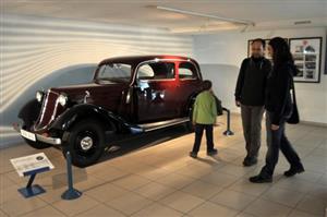 Stálou expozici zdejšího technického muzea obohatila unikátní Tatra 54/30. Vůz karosovaný ve Vídni se dochoval v jediném exempláři.
FOTO: DAVID MACHÁČEK