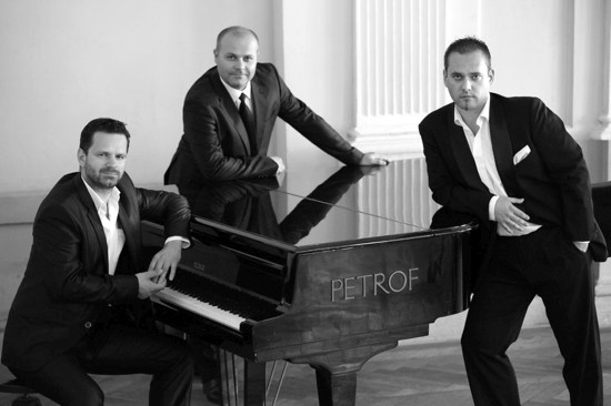 Kopřivnické publikum se v sobotu 10. října může těšit na koncert pop-operního tria La Gioia.
FOTO: ARCHIV
