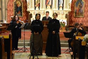 Barokní muzika zněla uprostřed minulého týdne v kostele sv. Bartoloměje, soubor Ensemble Inégal uvedl soubor písní Adama Michny z Otradovic známý jako Loutna česká.
FOTO: DAVID MACHÁČEK