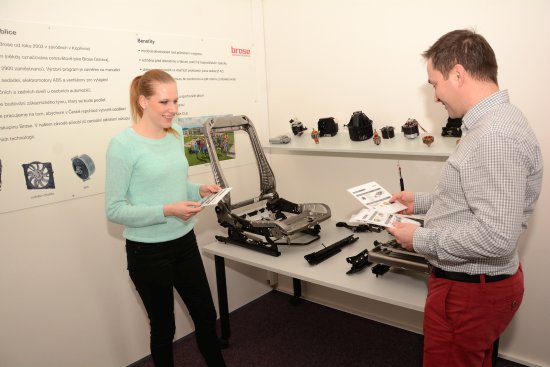 Náborové centrum v někdejším Domě podnikatelů pomáhá společnosti Brose CZ se získáváním nových zaměstnanců pro dělnické a obslužné profese.
FOTO: DAVID MACHÁČEK