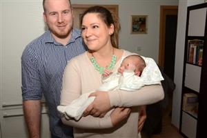 Anetka je prvním kopřivnickým novorozenětem roku 2016. Jejím rodičům Anně Španihelové a Ondřeji Letáčkovi minulý týden pogratuloval starosta města.
FOTO: DAVID MACHÁČEK