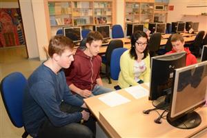 Skupina žáků ze ZŠ dr. Milady Horákové si se zadáním Matematického expresu poradila nejlépe ze všech tuzemských deváťáků.
FOTO: DAVID MACHÁČEK