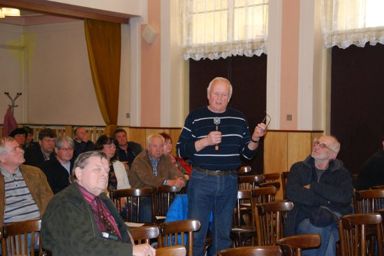 Podstatně delší diskuze probíhala na veřejném setkání s představiteli radnice v Katolickém domě v Lubině než ve Vlčovicích.
FOTO: ROMANA BUKOVSKÁ