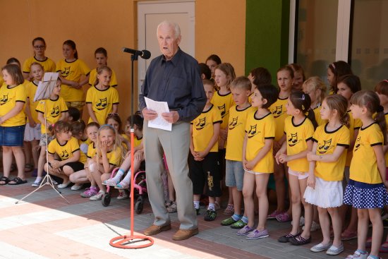 Jedním z řečníků na krátkém pietním aktu u příležitostí výročí popravy Milady Horákové byl člen Konfederace politických vězňů Zdislav Zíma.
FOTO: DAVID MACHÁČEK