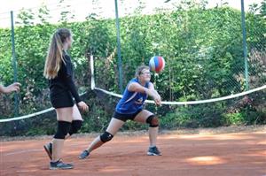 Kopřivnické družstvo žen bylo složeno ze žaček a spíše než o výsledek šlo o sbírání zkušeností do soutěžní sezony.
FOTO: KRISTINA ČABLOVÁ