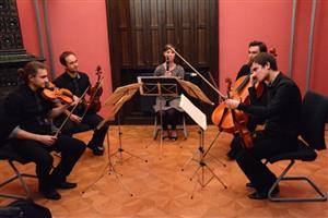 Slezské kvarteto společně s klarinetistkou Kateřinou Paškovou odehrálo v závěru koncertu ve zdejším muzeu Mozartovo kvinteto A dur.
FOTO: DAVID MACHÁČEK