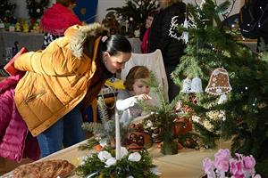 Tradiční výstava betlémů v Katolickém domě trvala čtyři dny. Během této doby si na ni našly cestu stovky Kopřivničanů. 
FOTO: DAVID MACHÁČEK
