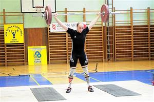 Martin Mičulek byl členem kopřivnického družstva v kvalifikaci o druhou ligu a ve dvojboji dosáhl výkonu 210 kg (273,02 Sinclairových bodů). 
FOTO: KRISTINA ČABLOVÁ
