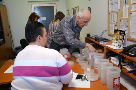 Sčítání výnosů tradiční Tříkrálové sbírky ukázalo, že lidé na Kopřivnicku přispěli přibližně o 75 tisíc korun více než vloni.
FOTO: DANA HOĎÁKOVÁ