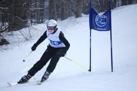 V kategorii chlapců ročníků 2001/03 jeli na Ski pohárku pouze dva lyžaři. Jakub Holenda skončil druhý časem 34,12 s.
FOTO: KRISTINA ČABLOVÁ