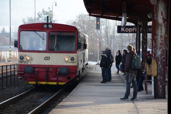 Motoráky by už do pěti let na trati mezi Studénkou a Štramberkem mohly nahradit elektrické soupravy. Cesta z Kopřivnice do Ostravy-Svinova by se po modernizaci mohla zkrátit o víc jak 15 minut.
FOTO: DAVID MACHÁČEK