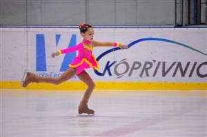 Ellen Hanzelková (FSC Kopřivnice) se s každým závodem sezony zlepšovala a na Malé ceně Kopřivnice zvítězila v kategorii nováčci mladší dívky.
FOTO: KRISTINA ČABLOVÁ
