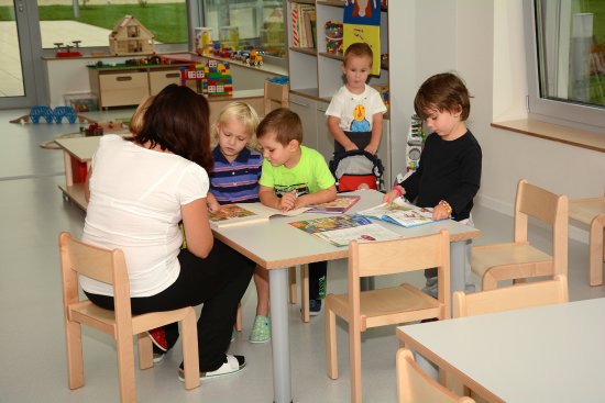 Jedním z mimořádných benefitů, které společnost Brose CZ poskytuje svým zaměstnancům, jsou i služby Kids Clubu pro jejich děti.
FOTO: DAVID MACHÁČEK
