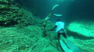 Volné potápění místnímu instruktorovi parkouru Pavlu Rösnerovi silně učarovalo. Kroužek s výukou tohoto atraktivního sportu ale zatím nepřipravuje.
FOTO: PAVEL RÖSNER