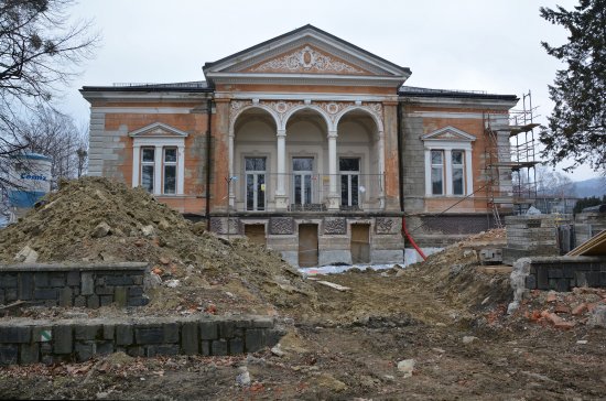 Probíhající rekonstrukce Ringhofferovy vily a nutnost navýšení rozpočtu projektu budou jediným bodem mimořádného jednání zastupitelstva.
FOTO: DAVID MACHÁČEK