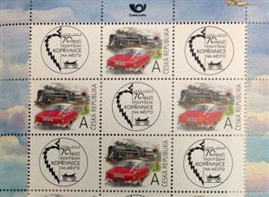 Příležitostné známky s ikonickou šestsettrojkou a logem oslav povýšení Kopřivnice na město mají připomenout výročí.
FOTO: DAVID MACHÁČEK