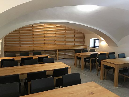 Nově rekonstruované prostory v suterénu na Fojtství budou sloužit nejen při akcích muzea, ale i jako přednášková místnost či prostor pro oslavy.
FOTO: DAVID MACHÁČEK
