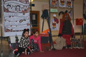 Čertovská výstava ve vestibulu radnice je společným dílem žáků hned několika kopřivnických základních a mateřských škol. K vidění bude až do 4. ledna.
FOTO: DANA HOĎÁKOVÁ