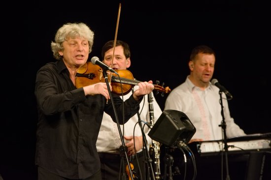 Hradišťan s primášem Jiřím Pavlicou vyprodali velký sál kulturního domu. Program koncertu byl částečně i ohlédnutím za vánočními svátky. 
FOTO: DAVID MACHÁČEK