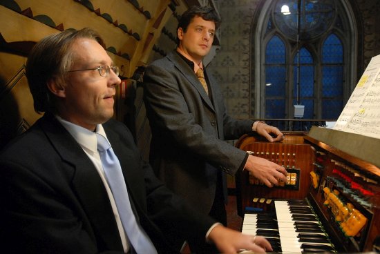 Před dvanácti lety Petr Rajnoha jako varhaník vystupoval v kostele sv. Bartoloměje, nyní už půl roku řídí soukromou základní uměleckou školu MIS music.
FOTO: DAVID MACHÁČEK