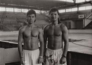 Do svého rodiště se po konci sezony 1994/95 přijeli podívat hokejisté, bratři Marian a Stanislav Kacířovi.
FOTO: VLADIMÍR KOVÁŘ