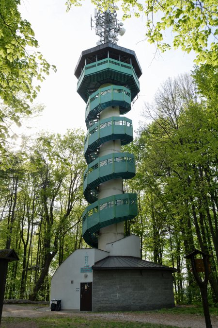 Na konci dubna oslavila rozhledna na Bílé hoře dvacet let svého provozu. 
FOTO: DAVID MACHÁČEK