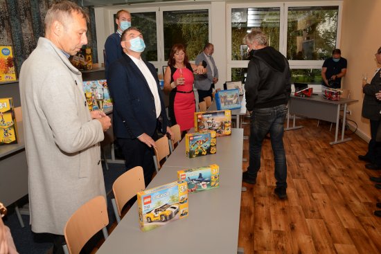 Místo původně plánovaného dne otevřených dveří jen krátké oficiální otevření uspořádal dům dětí a mládeže. Od tohoto týdne je znovu zavřený.  
FOTO: DAVID MACHÁČEK