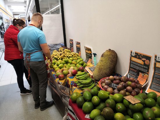 Provozovatelé Afrických trhů se chtějí do Kopřivnice zhruba za čtvrt roku vrátit a ve větším prostoru nabídnout pestřejší sortiment.
FOTO: D. MACHÁČEK