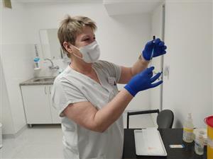 Očkování seniorů starších 80 let začalo v nově vzniklém novojičínském vakcinačním centru ve středu 20. ledna.
FOTO: NEMOCNICE AGEL NJ