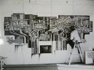 Ilja Hartinger při práci na návrhu díla.
FOTO: ZEMSKÝ ARCHIV OPAVA